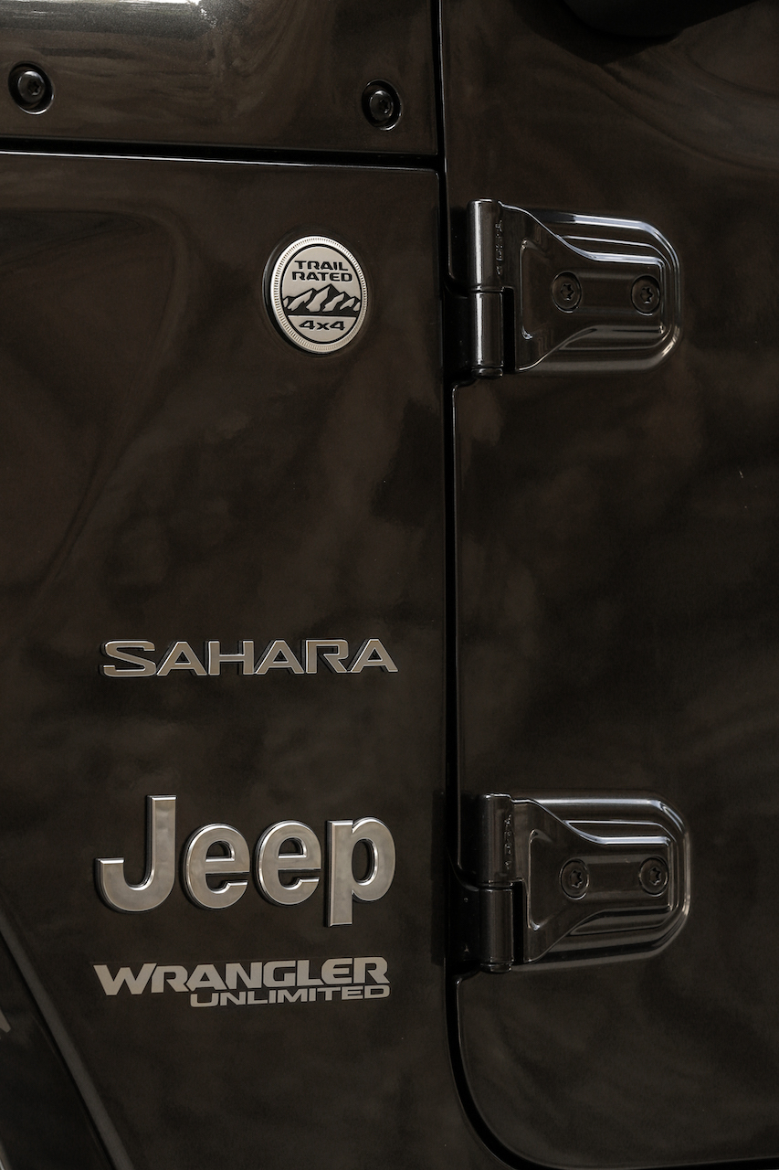 Jeep Wrangler Sahara_02